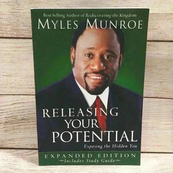 Myles Monroe "Releasing Your Potential" - Picture 1 of 4